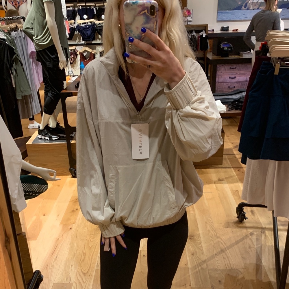 Athleta mistral pullover